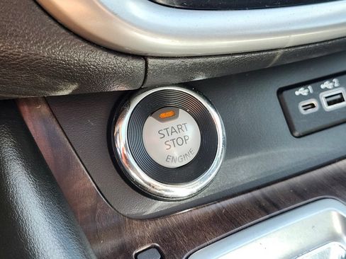 Used 2020 Nissan Murano Platinum AWD/4WD image 24