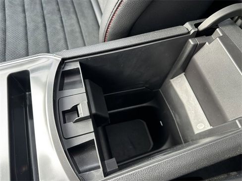 Certified 2024 Ford Edge ST-Line image 26