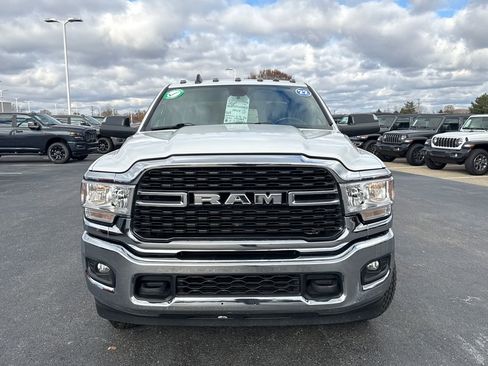 Used 2022 RAM 3500 Big Horn image 8