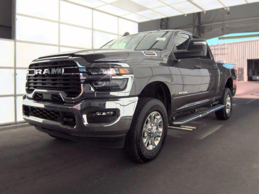 Used 2025 RAM 2500 Big Horn AWD/4WD image 1