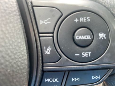 Used 2022 Toyota Corolla Cross L FWD image 24