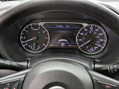 Used 2023 Nissan Sentra SV FWD image 26