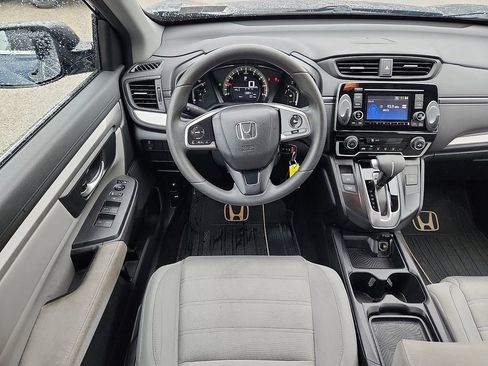 Used 2017 Honda CR-V LX image 7