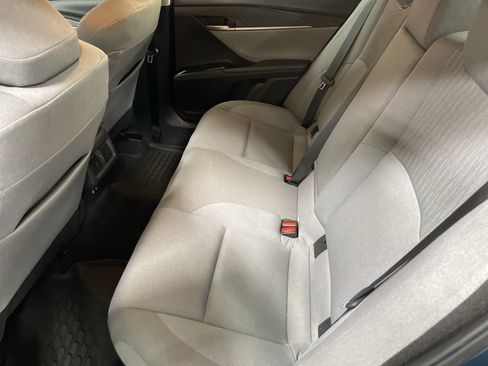 Used 2025 Toyota Camry LE w/ Convenience Package FWD image 32