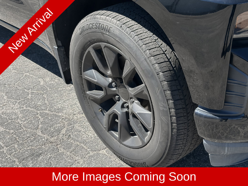 Used 2020 Chevrolet Silverado 1500 Custom w/ Custom Value Package RWD image 8