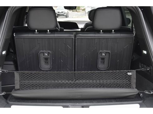 Certified 2026 Cadillac Vistiq Platinum image 27