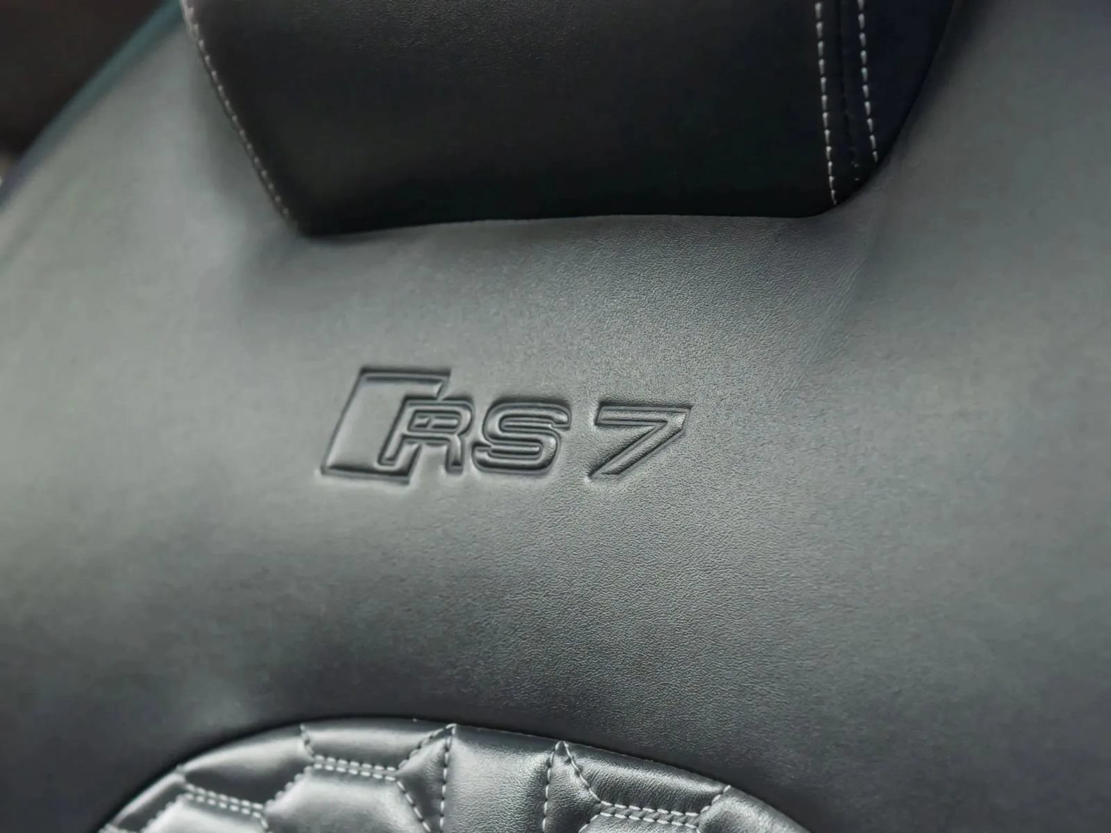 Used 2014 Audi RS 7 Prestige AWD/4WD image 41