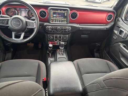 Used 2023 Jeep Gladiator Rubicon w/ Cold Weather Group image 18