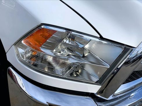 Used 2017 RAM 3500 Tradesman image 26