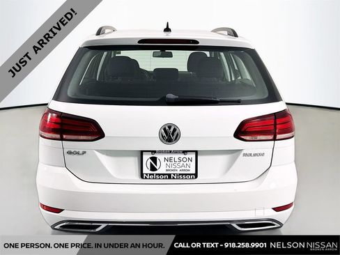 Used 2019 Volkswagen Golf S FWD image 6