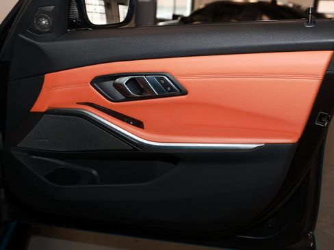 Used 2022 BMW M3 Competition w/ Executive Package image 19