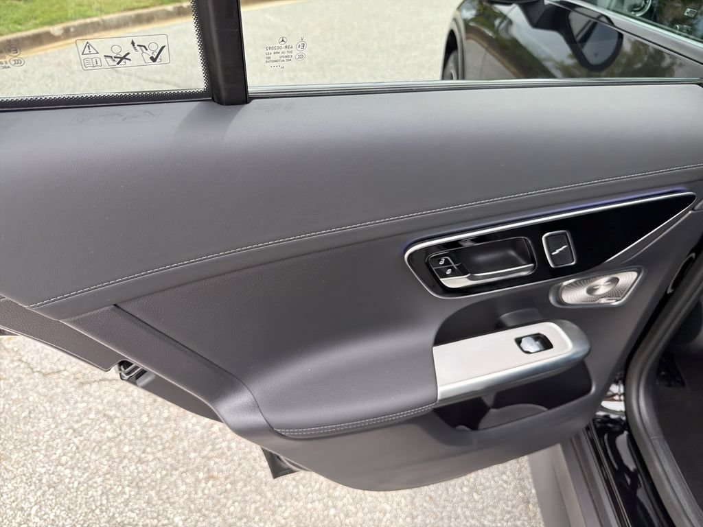 Certified 2025 Mercedes-Benz GLC 350e 4MATIC image 24