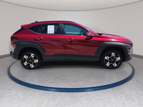Used 2024 Hyundai Kona SEL AWD/4WD image 4