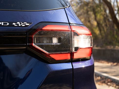 Certified 2024 Honda Pilot Touring image 13