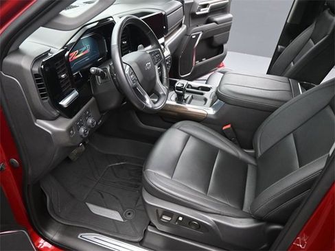 Used 2023 Chevrolet Silverado 1500 RST w/ Convenience Package II image 9