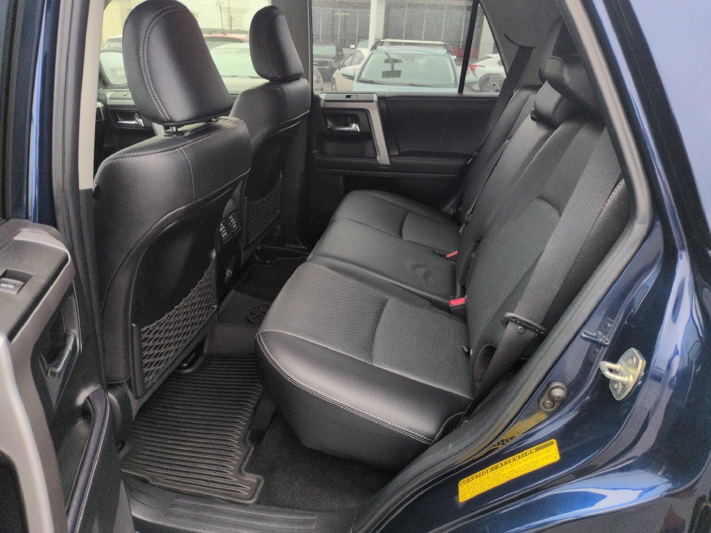 Used 2022 Toyota 4Runner Limited AWD/4WD image 25