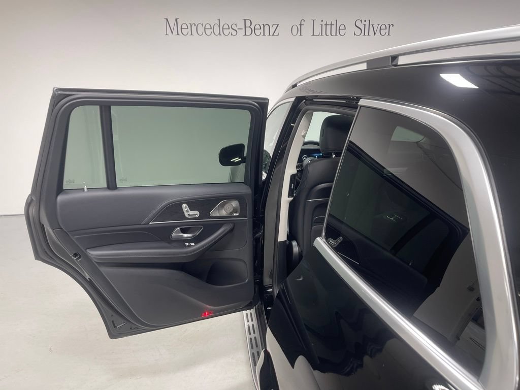 Used 2026 Mercedes-Benz GLS 450 4MATIC image 23