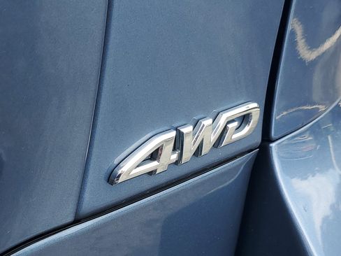 Used 2006 Toyota RAV4 Limited AWD/4WD image 10