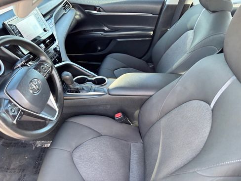 Certified 2022 Toyota Camry LE image 20