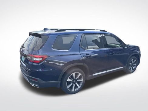 Used 2023 Honda Pilot Elite image 9