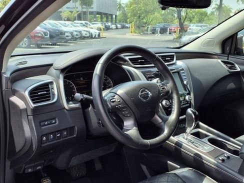 Used 2019 Nissan Murano Platinum image 10