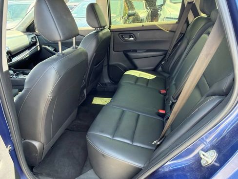 Used 2023 Nissan Rogue SL w/ SL Premium Package FWD image 8