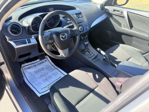 Used 2012 MAZDA MAZDA3 i Touring image 31