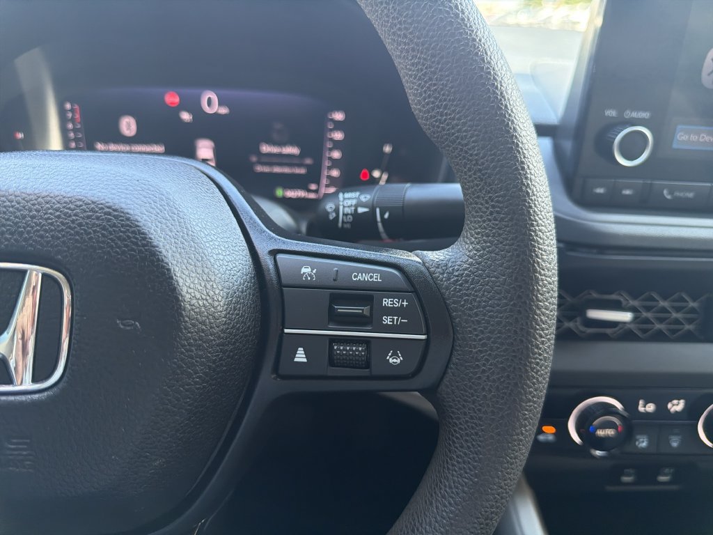 Used 2025 Honda Accord SE image 30