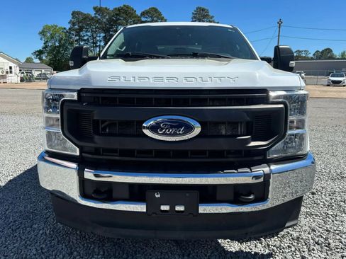 Used 2022 Ford F250 XL w/ Power Equipment Group AWD/4WD image 4