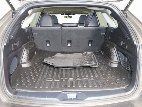 Used 2023 Subaru Outback Limited image 46