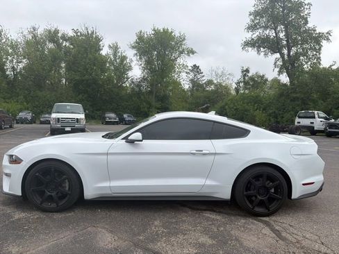 Used 2022 Ford Mustang Premium RWD image 2
