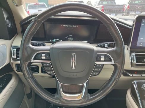 Used 2020 Lincoln Navigator L Reserve w/ Luxury Package image 36
