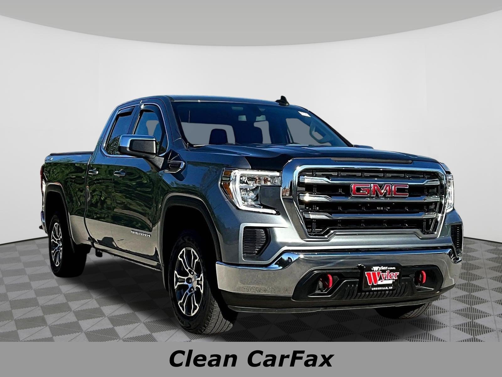 Used 2021 GMC Sierra 1500 SLE w/ X31 Off-Road Package AWD/4WD image 3