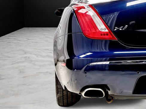 Used 2015 Jaguar XJ AWD/4WD image 39