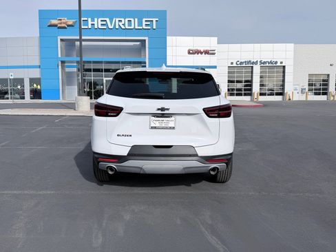New 2026 Chevrolet Blazer LT w/ Midnight/Sport Edition image 4