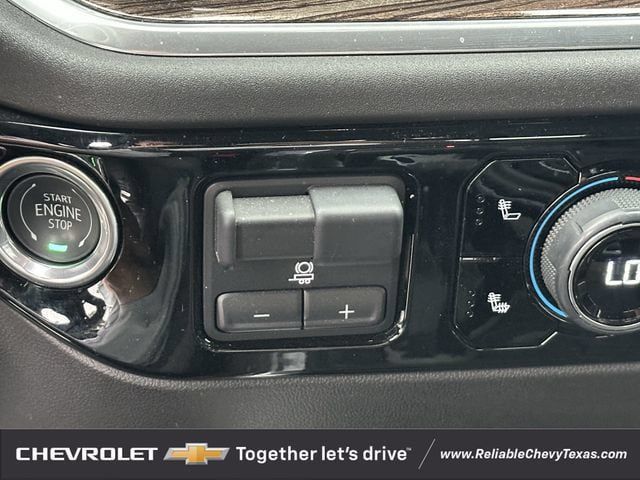 Used 2025 Chevrolet Silverado 1500 RST AWD/4WD image 21