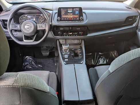 Certified 2021 Nissan Rogue SV image 16