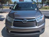 Used 2016 Toyota Highlander LE image 3