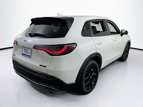 Used 2023 Honda HR-V Sport image 5