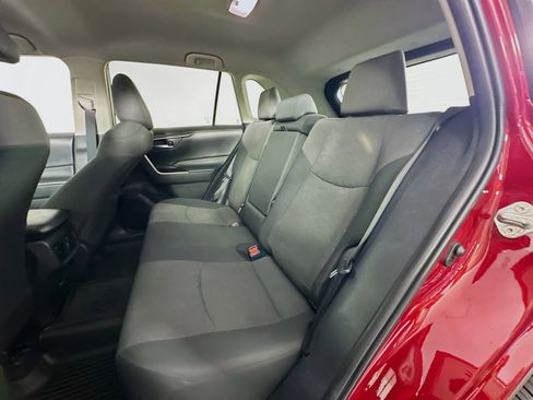 Used 2023 Toyota RAV4 XLE FWD image 24