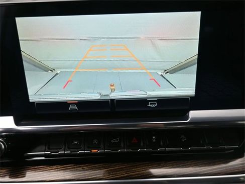 Used 2023 GMC Sierra 1500 Elevation w/ X31 Off-Road Package image 32