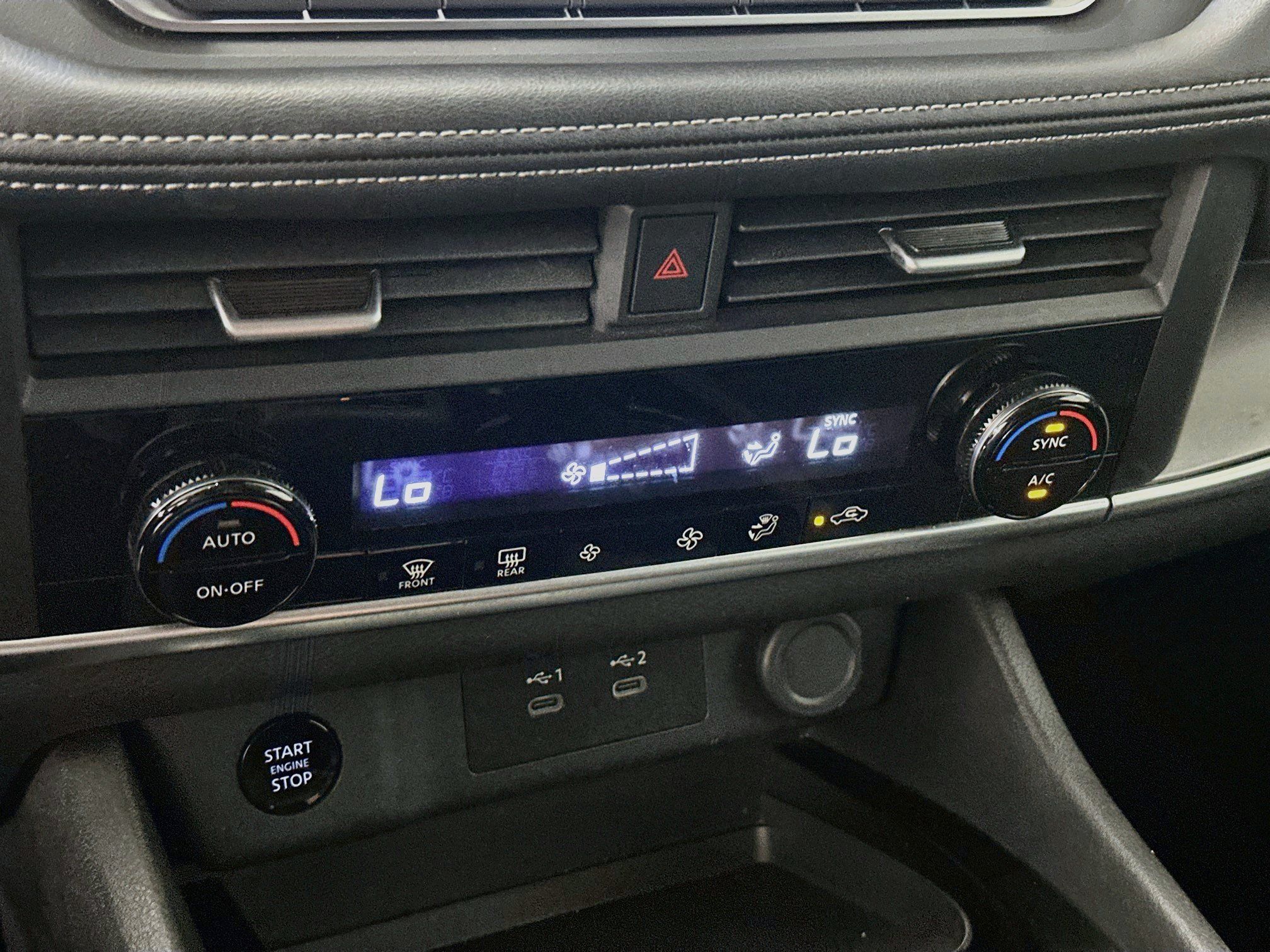 Used 2025 Nissan Rogue SV AWD/4WD image 23