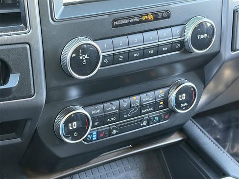 Used 2020 Ford Expedition Platinum image 29