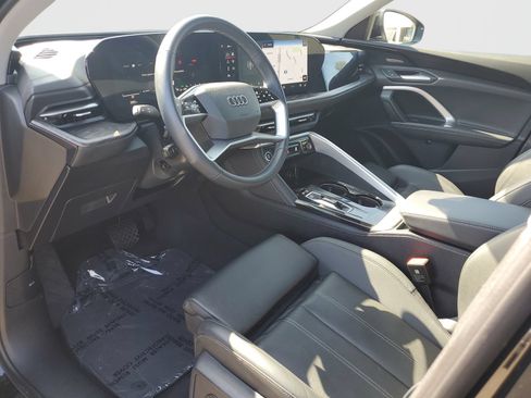 Used 2025 Audi Q5 Premium Plus w/ Premium Plus AWD/4WD image 19
