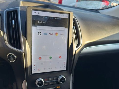 Used 2022 Ford Edge SEL w/ Convenience Package image 13