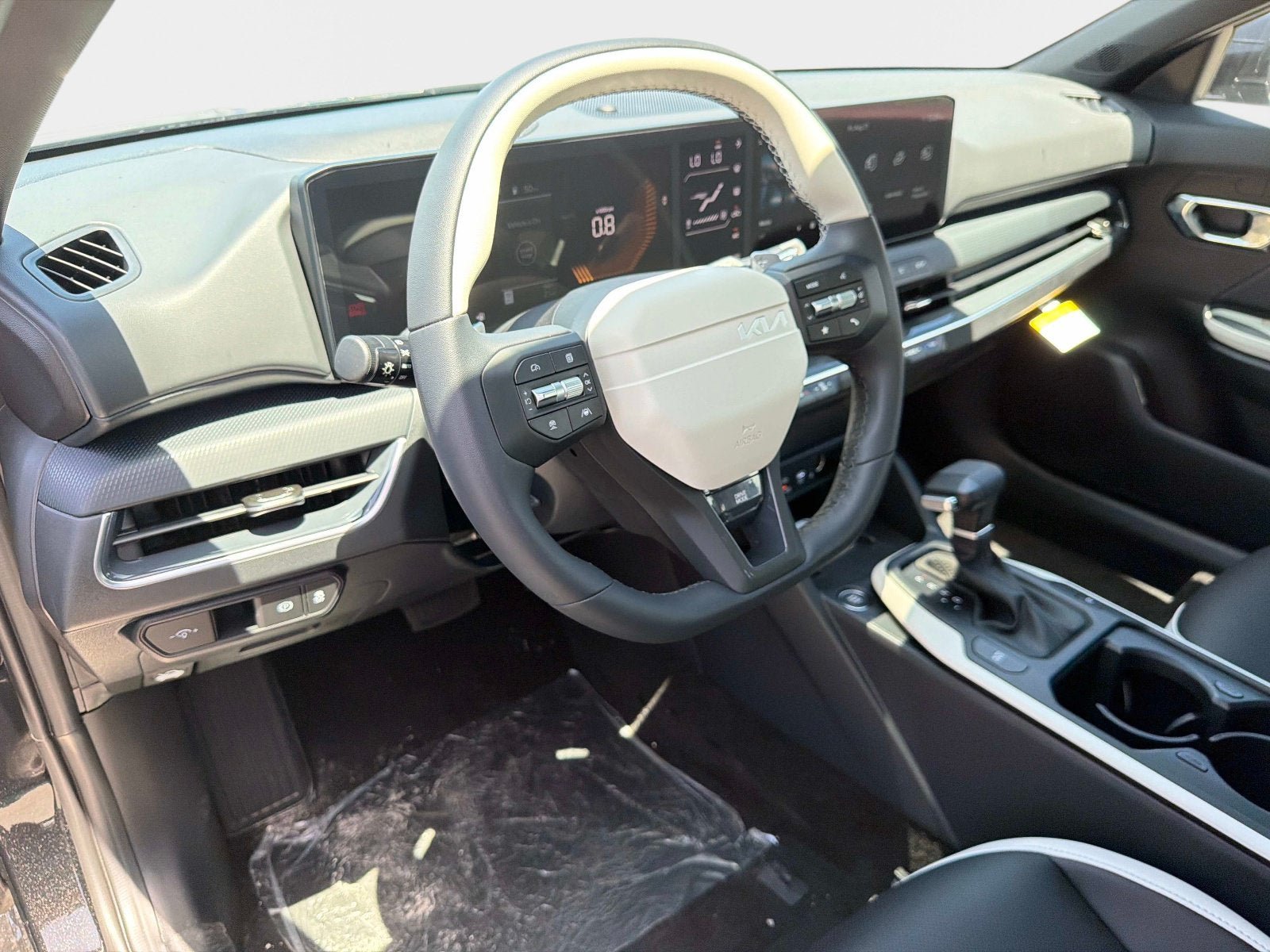 New 2026 Kia K4 GT-Line FWD image 17