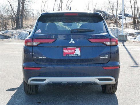 Used 2025 Mitsubishi Outlander SE image 6