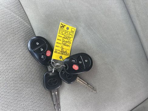 Used 2007 Toyota Avalon XL image 32
