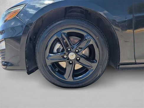 Used 2021 Chevrolet Malibu LS image 21