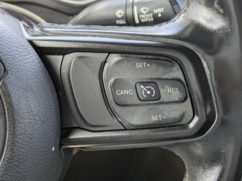 Used 2018 Jeep Wrangler Unlimited Sport S AWD/4WD image 26